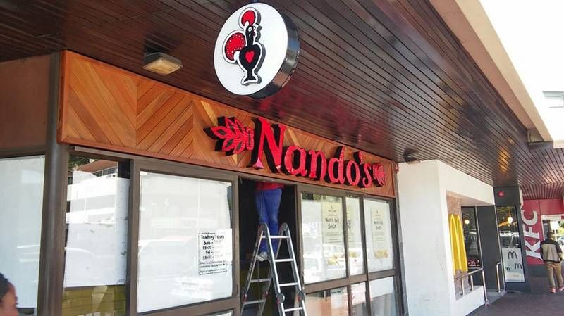 Nandos